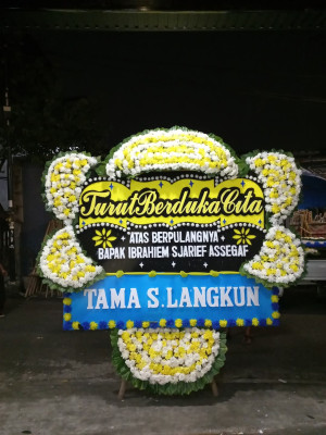 Papan Bunga Duka di Cisompet